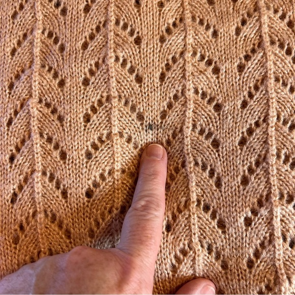 Divided H&M Women’s Cropped Blush Pink Knit Sweater Size M - Picture 5 of 5